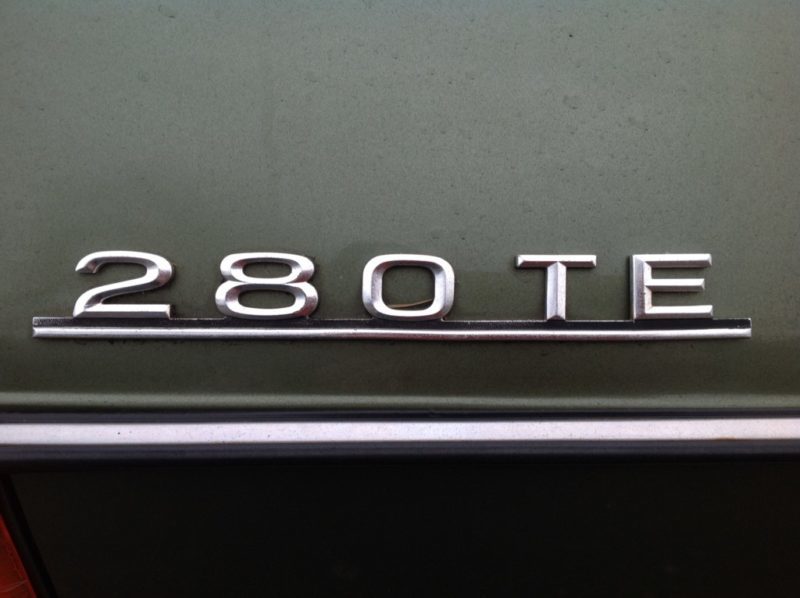 280TE rear logo